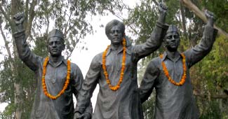 statues_of_bhagat_singh,_rajguru_and_sukhdev_325_051512023258
